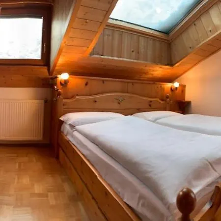 Bachlaufen Haus Σέστο