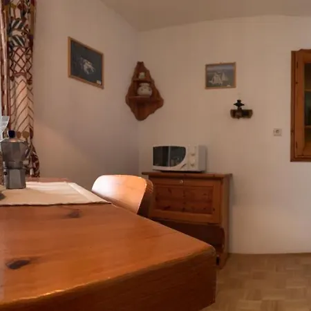 Bachlaufen Haus Ξενοδοχείο με διαμερίσματα 3*