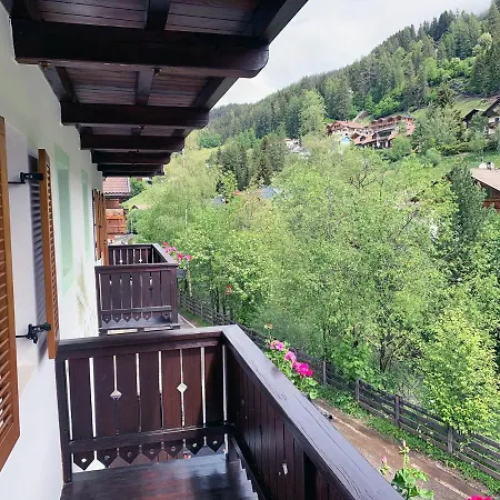 Bachlaufen Haus